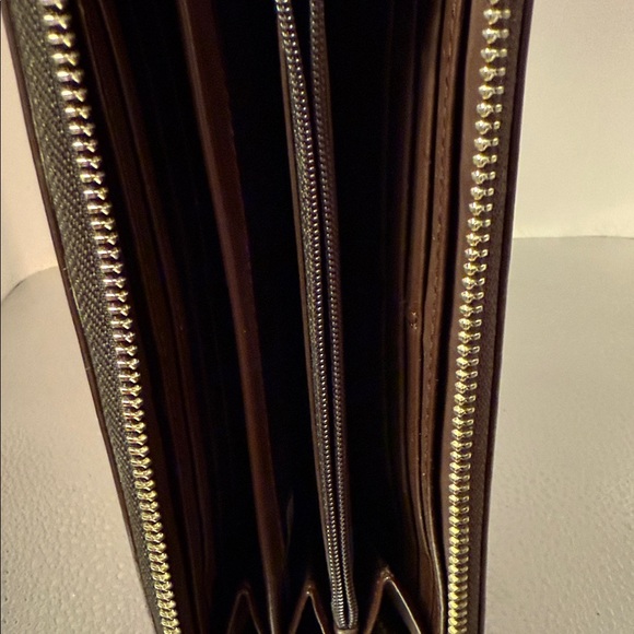 Coach Dark Brown Textured Patient Leather Wallet - Picture 4 of 4